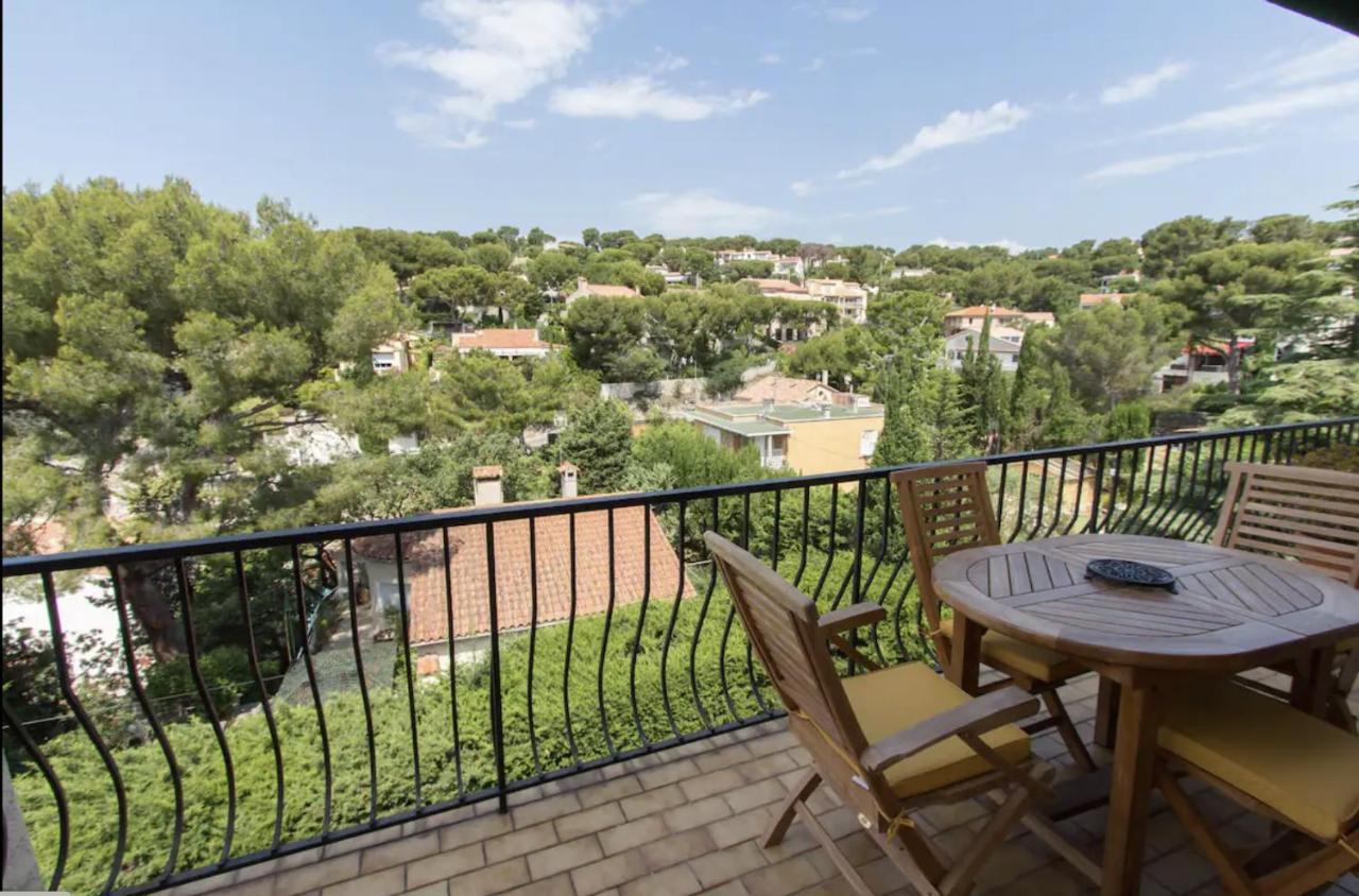 AZUR - Vue mer - Parking - Climatisation Cassis Bagian luar foto